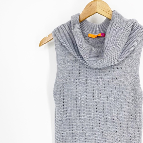AVA Cowl Neck Sleeveless Sweater Gray Size Small - Picture 2 of 7